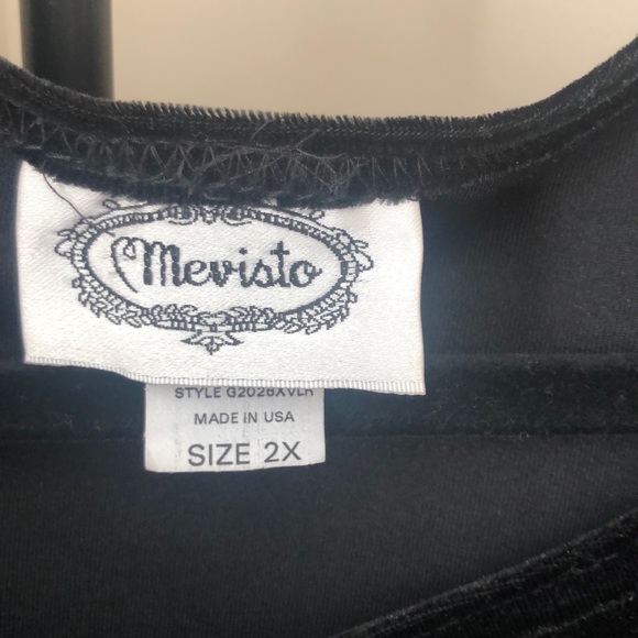 Black velvet long sleeve - Picture 2 of 2